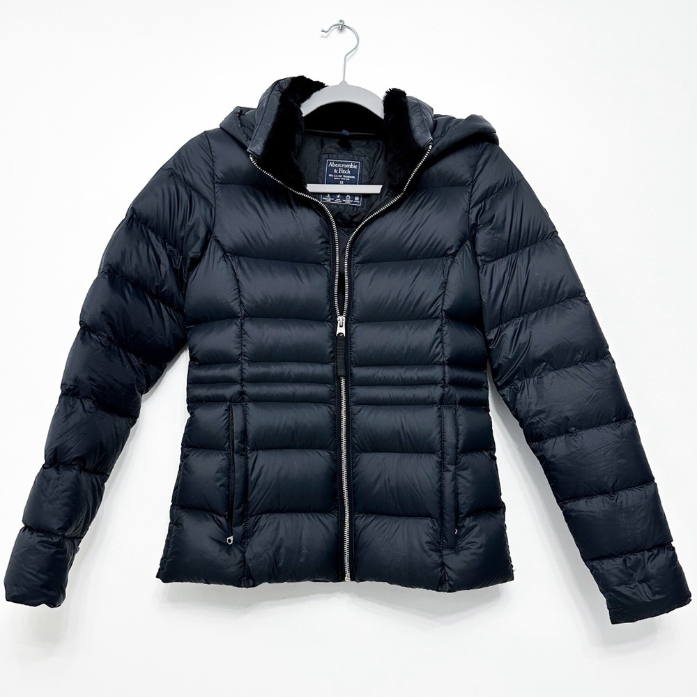 Abercrombie and Fitch Navy Puffer Jacket - Picture 7 of 9
